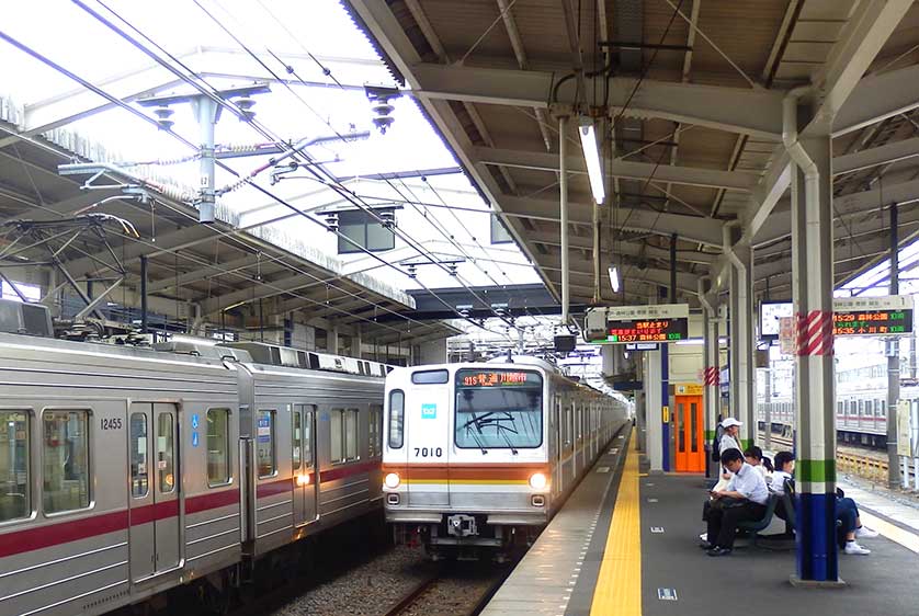 Local train from Ikebukuro arriving at Kawagoe-shi Station.