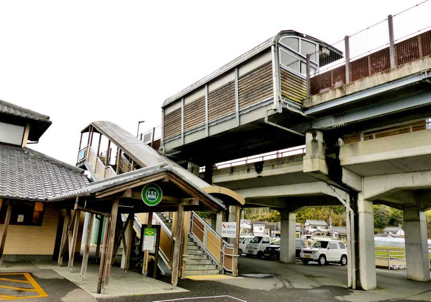 Tano Station on the Gomen-Nahari Line of Tosa Kuroshio Railway in Kochi