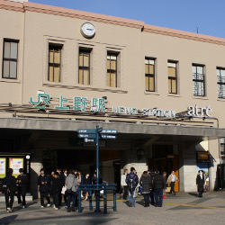Bahnhof Ueno, historische Halle